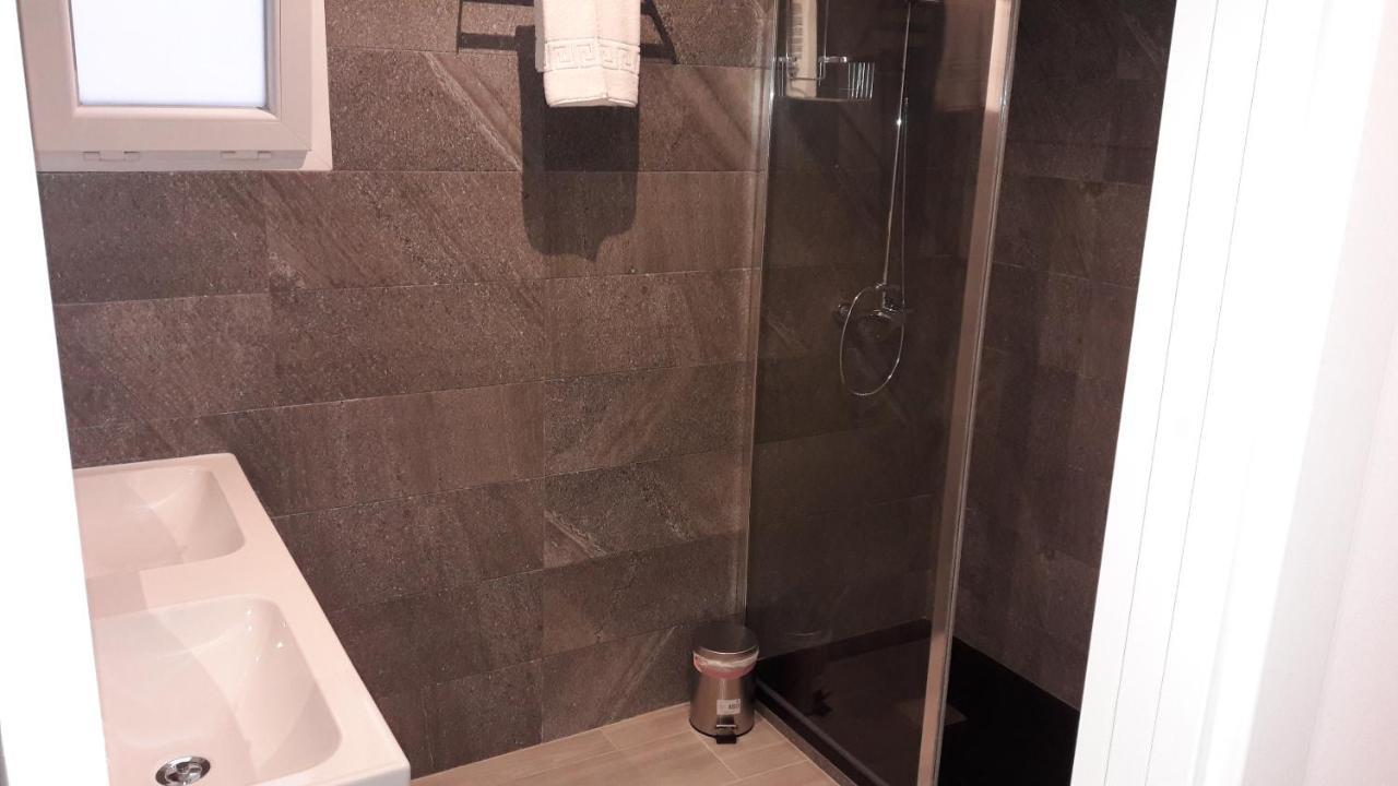 Guesting Velazquez Apartment Cadiz Ngoại thất bức ảnh